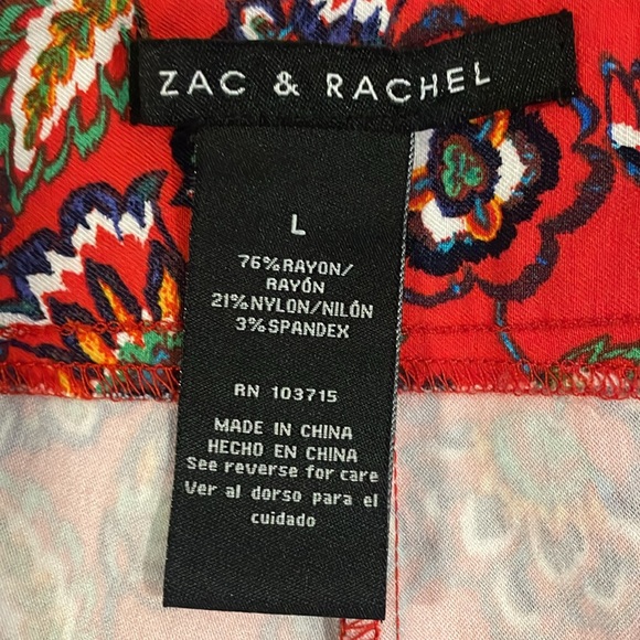 2/$18 Zac & Rachel Red Hibiscus Bermuda Shorts Size Large - Picture 12 of 12